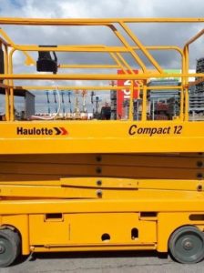 COMPACT 12